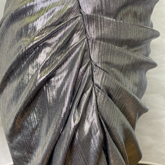 In The Mood For Love Cari Metallic Body-Con Maxi Dress - Picture 6 of 10